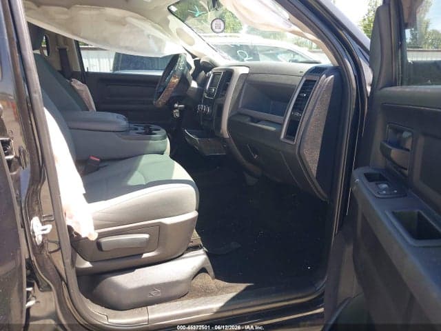 2017 RAM 1500 EXPRESS 4X4 5'7 BOX 5