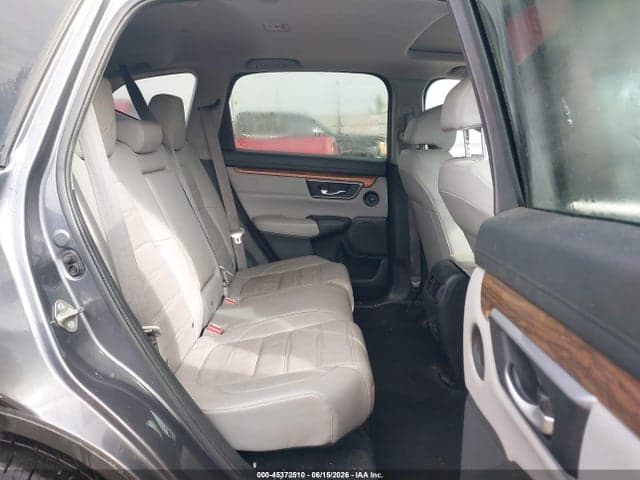 2017 HONDA CR-V 8