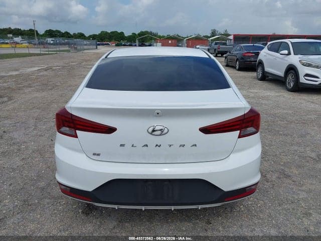 2020 HYUNDAI ELANTRA SE 16