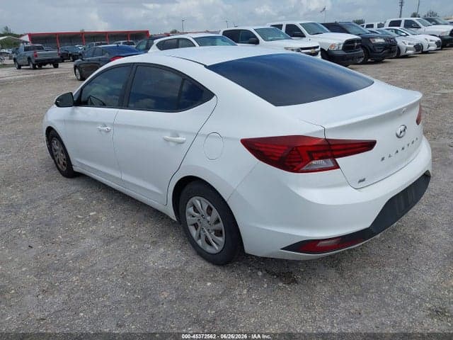 2020 HYUNDAI ELANTRA SE 3
