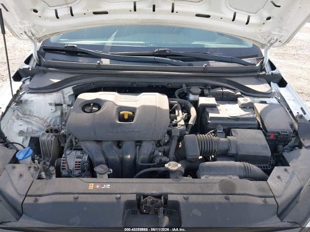 2020 HYUNDAI ELANTRA SE 10