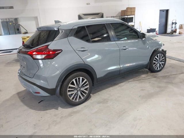 2021 NISSAN KICKS SV XTRONIC CVT 4