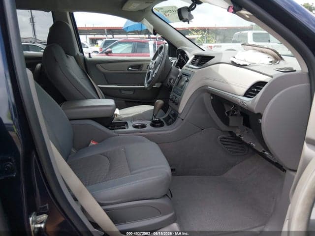 2017 CHEVROLET TRAVERSE LS 5
