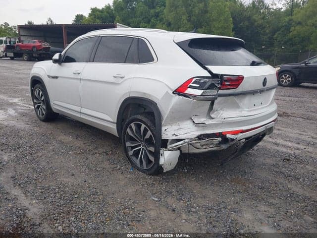 2023 VOLKSWAGEN ATLAS CROSS SPORT 3.6L V6 SEL PREMIUM R-LINE 3