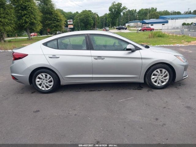 2020 HYUNDAI ELANTRA SE 15