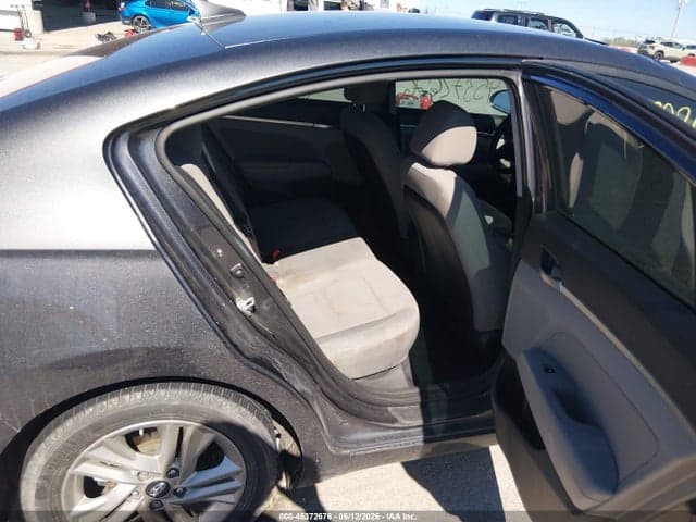 2020 HYUNDAI ELANTRA SEL 8