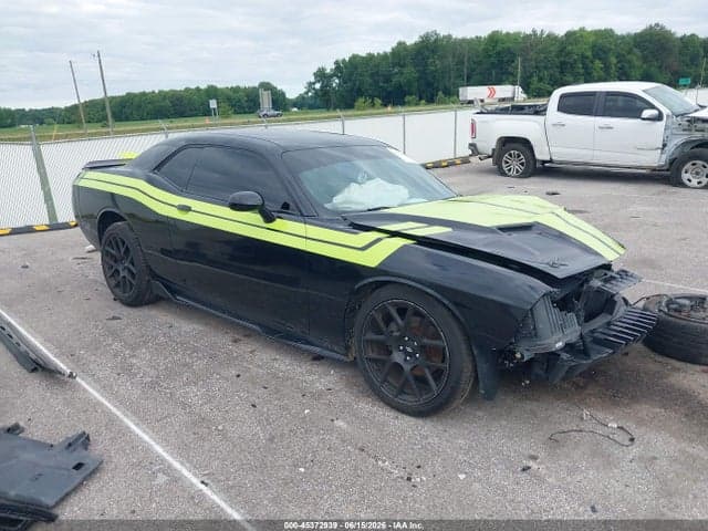 2017 DODGE CHALLENGER SXT 1