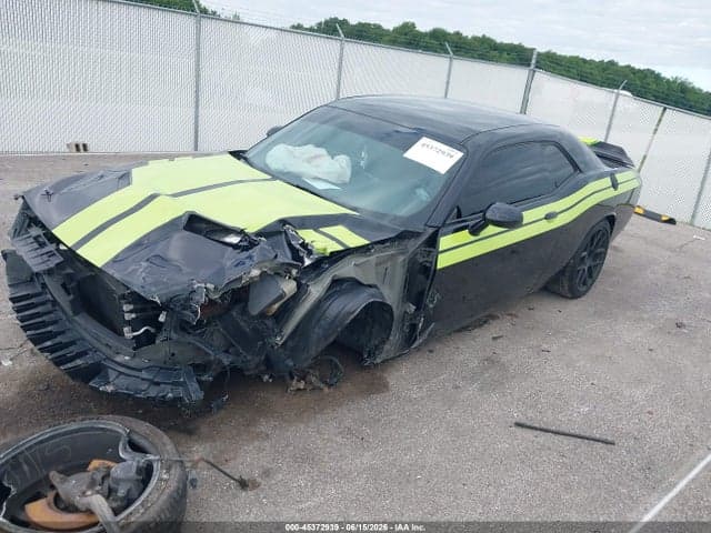 2017 DODGE CHALLENGER SXT 2