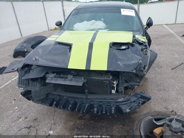 2017 DODGE CHALLENGER SXT 6