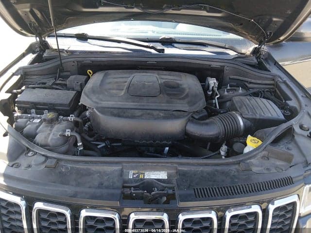 2019 JEEP GRAND CHEROKEE LAREDO E 4X4 10