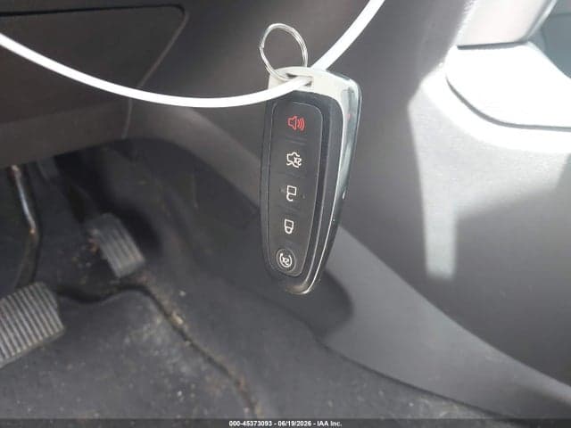 2019 FORD ESCAPE SE 11