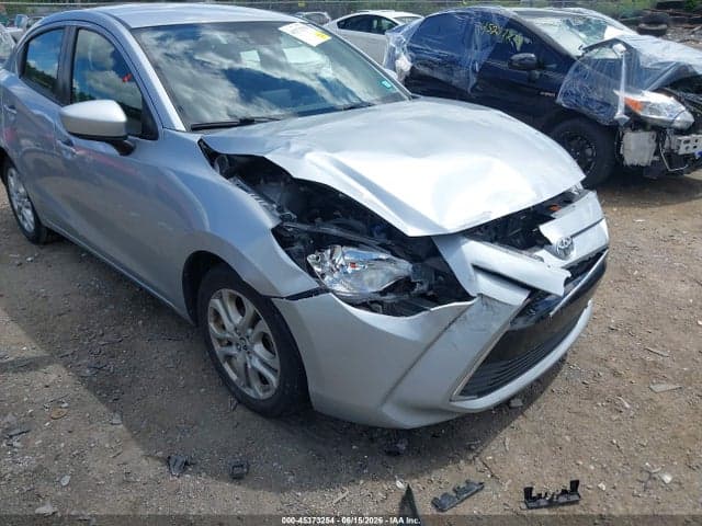 2017 TOYOTA YARIS IA 6
