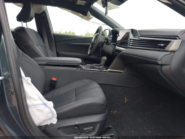 2026 TOYOTA CAMRY XSE 5