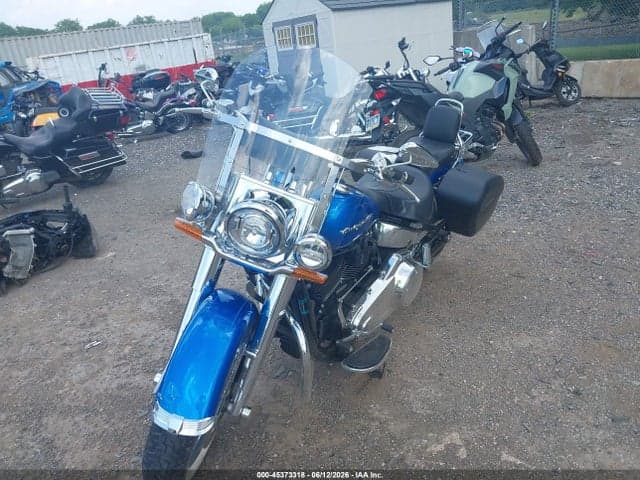 2018 HARLEY-DAVIDSON FLDE DELUXE 2