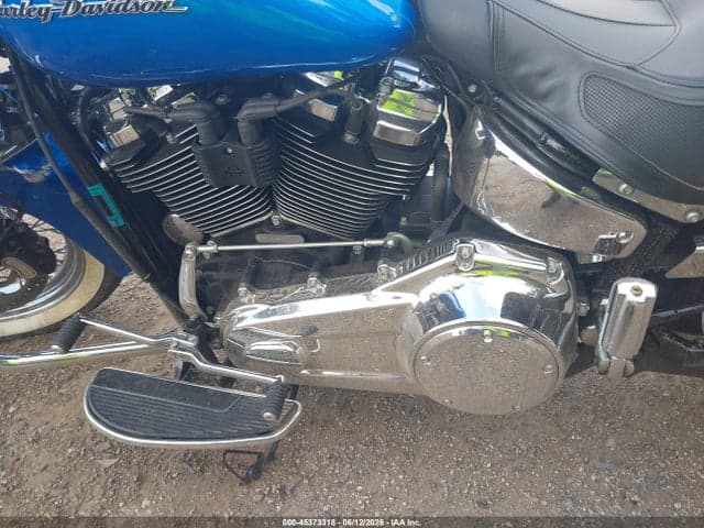 2018 HARLEY-DAVIDSON FLDE DELUXE 9