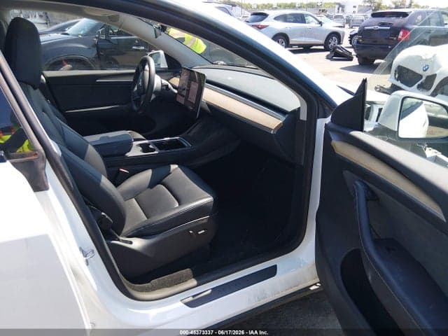 2023 TESLA MODEL Y 5
