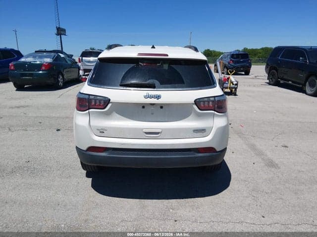 2017 JEEP NEW COMPASS LATITUDE FWD 17