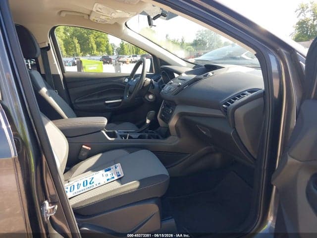 2017 FORD ESCAPE SE 5