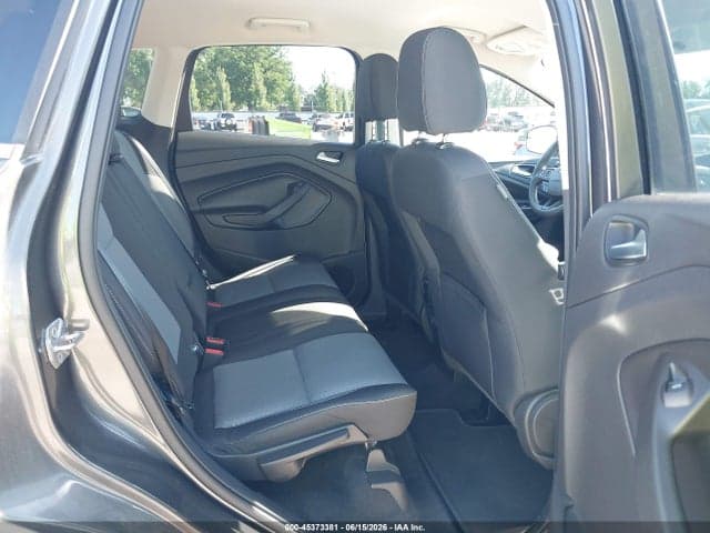 2017 FORD ESCAPE SE 8