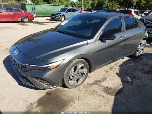 2025 HYUNDAI ELANTRA SEL SPORT 2
