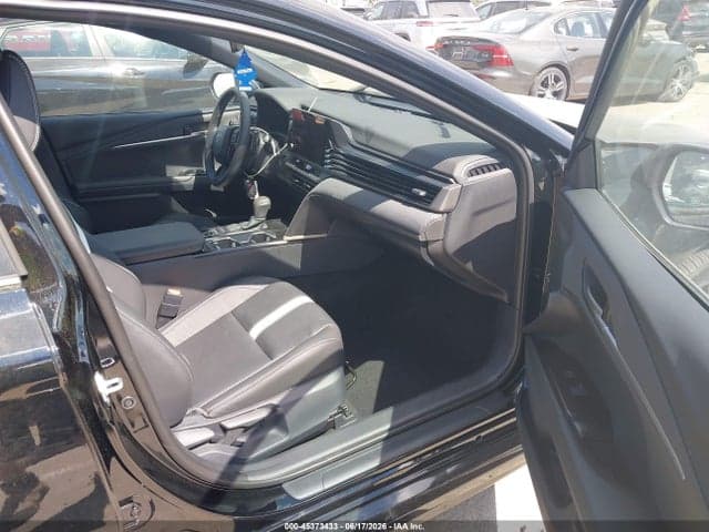 2026 TOYOTA CAMRY SE 5