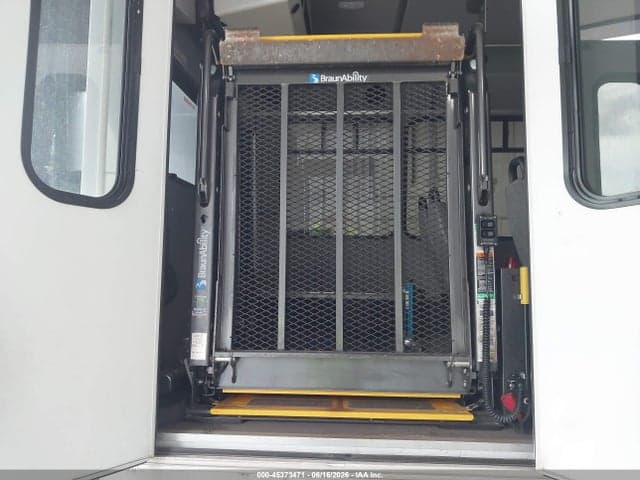 2017 FORD F-450 CHASSIS XL 8