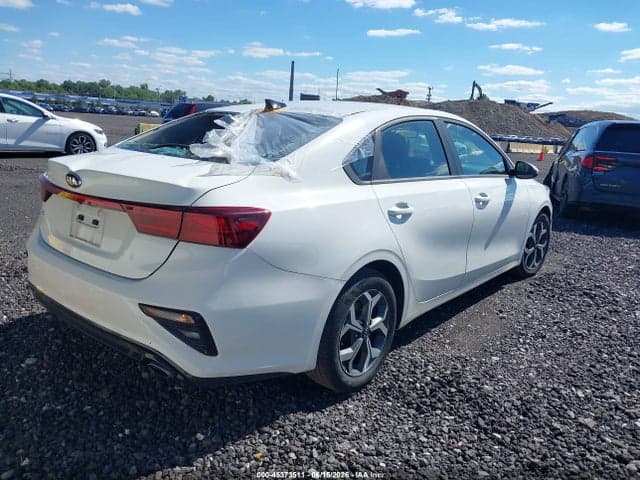 2021 KIA FORTE LXS 4