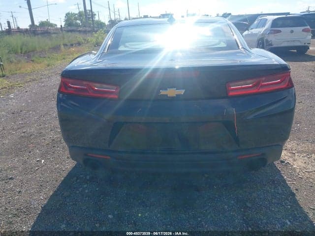 2018 CHEVROLET CAMARO 1LT 16