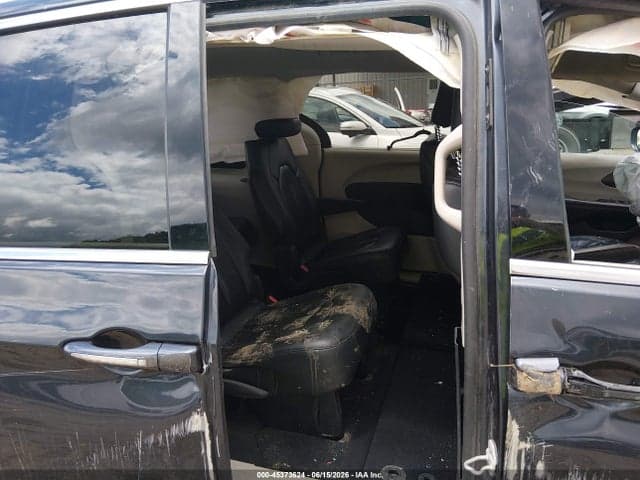 2019 CHRYSLER PACIFICA TOURING L 8