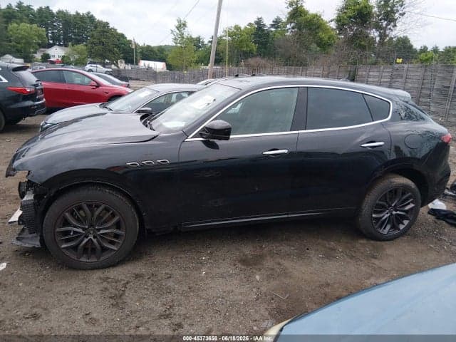 2024 MASERATI LEVANTE GT ULTIMA 15