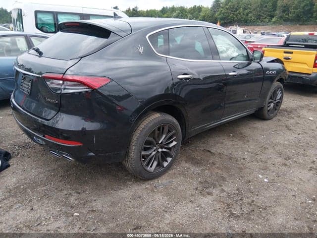 2024 MASERATI LEVANTE GT ULTIMA 4