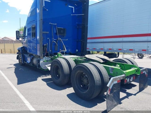 2023 KENWORTH T680 3