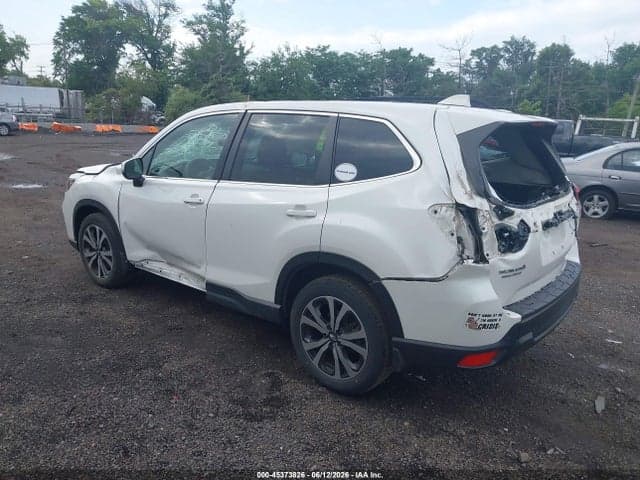 2021 SUBARU FORESTER LIMITED 3