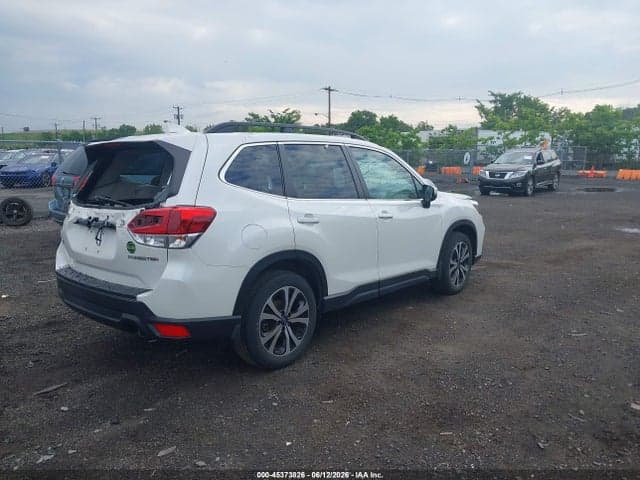 2021 SUBARU FORESTER LIMITED 4