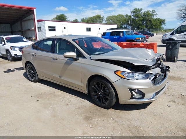 2019 FORD FUSION SE 1