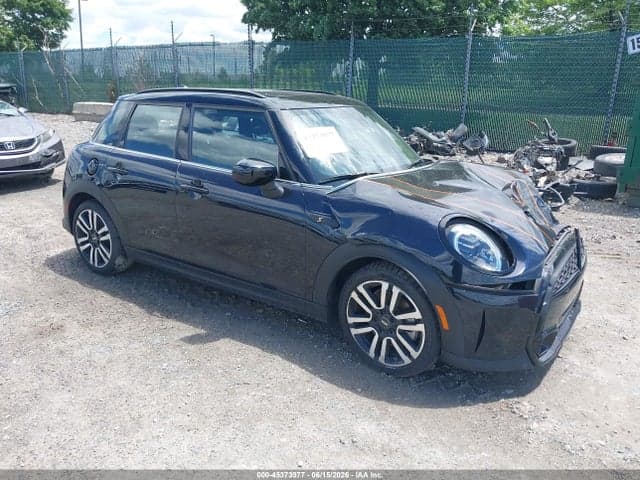 2022 MINI HARDTOP COOPER