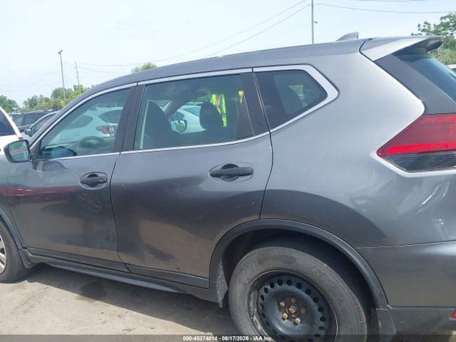 2018 NISSAN ROGUE S 14