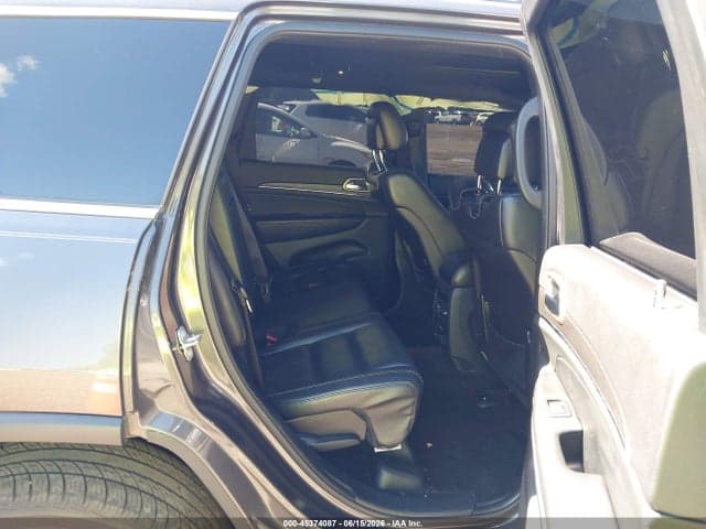 2017 JEEP GRAND CHEROKEE LIMITED 4X2 8
