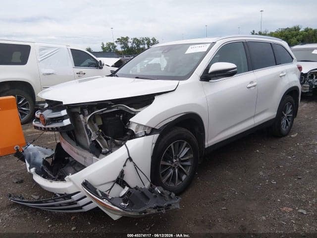 2019 TOYOTA HIGHLANDER XLE 2