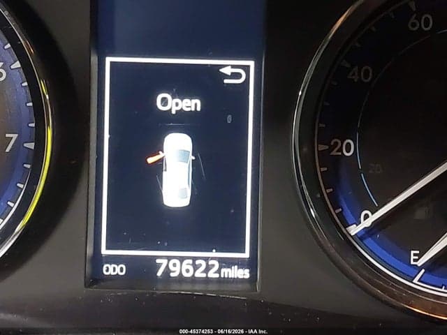 2017 TOYOTA COROLLA XLE 16