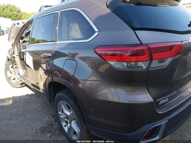 2019 TOYOTA HIGHLANDER LIMITED 3