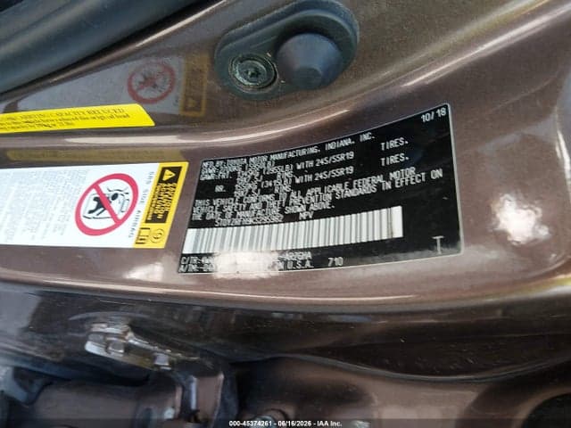 2019 TOYOTA HIGHLANDER LIMITED 9