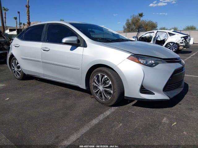 2017 TOYOTA COROLLA LE 1