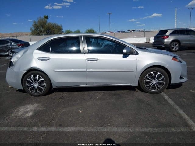 2017 TOYOTA COROLLA LE 13