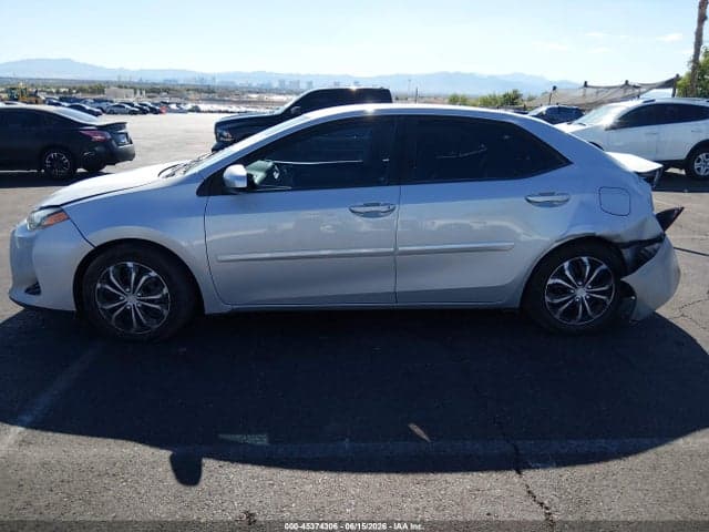 2017 TOYOTA COROLLA LE 14