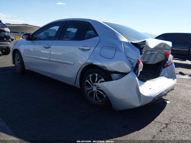 2017 TOYOTA COROLLA LE 3