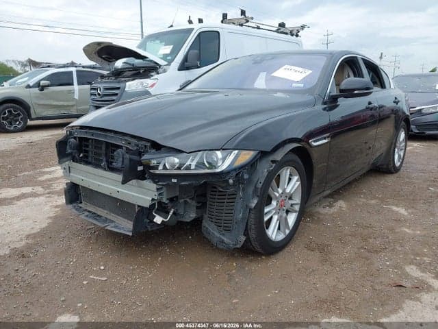 2017 JAGUAR XE 25T 2