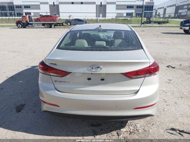 2017 HYUNDAI ELANTRA SE 16