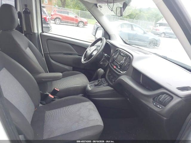 2017 RAM PROMASTER CITY TRADESMAN 5