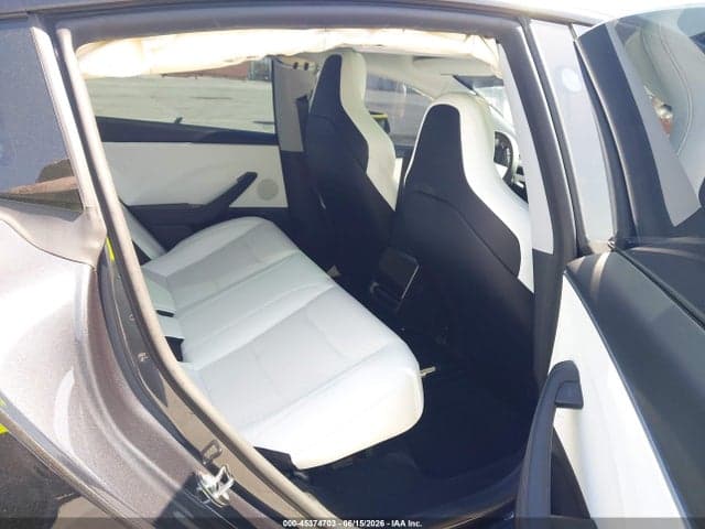 2024 TESLA MODEL 3 PERFORMANCE ALL-WHEEL DRIVE 8